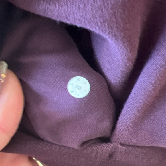 SOLD ❤️ Lululemon Black Cherry Scuba Hoodie 8/M - Picture 10 of 12